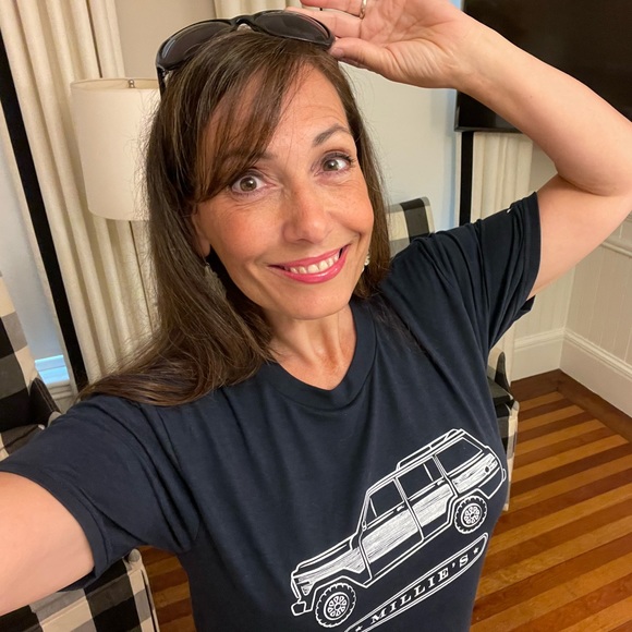 Meet your Posher, Lauren - Picture 7 of 7